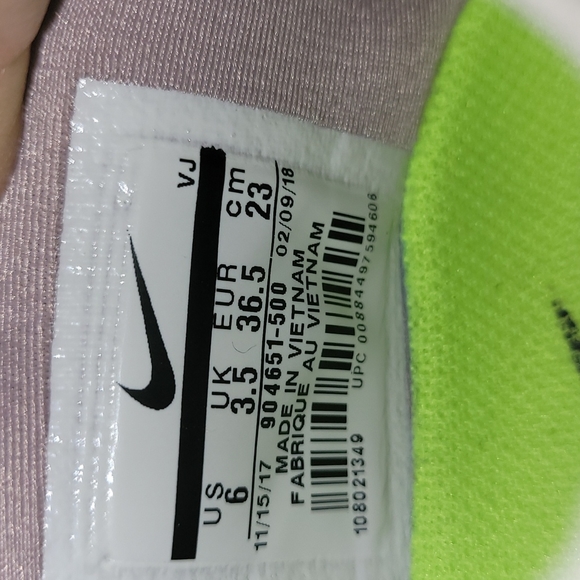 ⛔️SOLD!⛔️Nike Sneakers Free Trainer - Picture 6 of 7